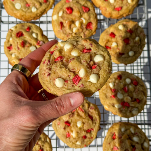 strawberry lemonade cookies