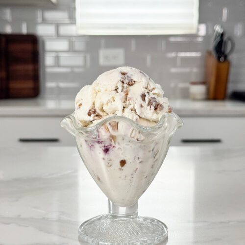 berry cobbler no churn ice cream